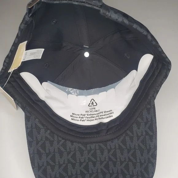 adjustable cap with magic closure.  one size, black. - Picture 8 of 10